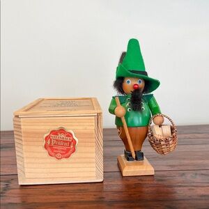 Steinbach Nutcracker "Forester" Collector's Club Series Collectables.